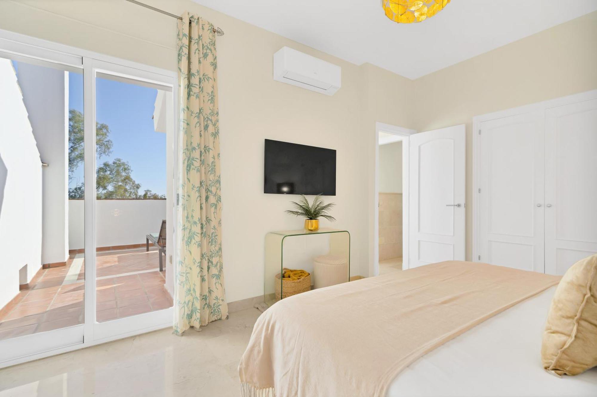 Luxury Penthouse With Sea Views In Marbella Golden Mile, Puente Romano Area Exteriér fotografie